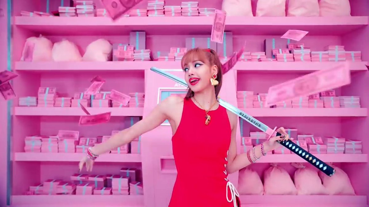 hopesoulete's tweet photo. if someone asks you what a "femme fatale" is just show this 

#SQUAREUP_BLACKPINK https://t.co/3BVWrYALMM