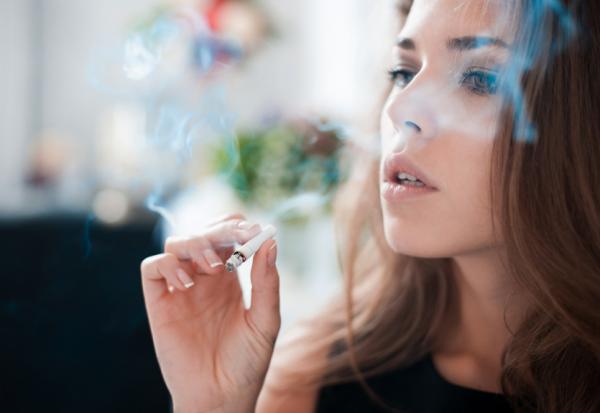 ¿Qué es peor, fumar tabaco o cigarrillo electrónico? salud.uncomo.com/articulo/que-e… #salud