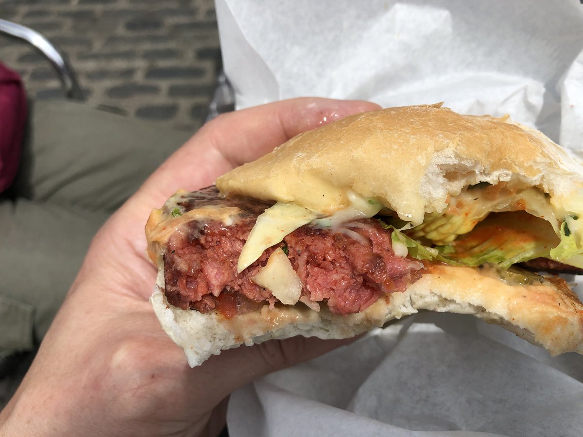 IanCMBE's tweet photo. Another big chunk of heaven!! This is the #NoBull #Vegan #Hamburger from #Begans! Meat and cruelty free, but packed with nutrition & taste!! #GoVegan ๐ฑ https://t.co/stFAWbQzEJ