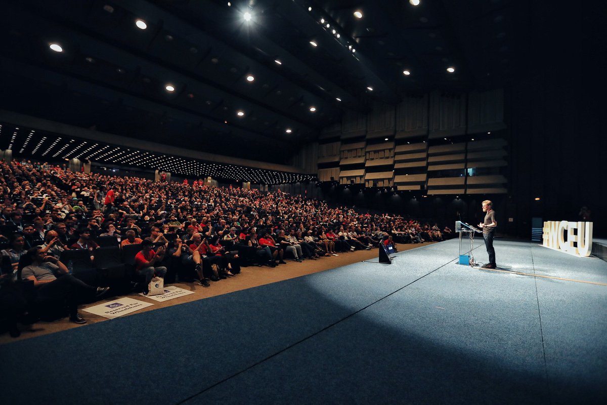 WCEurope's tweet photo. A summer with Gutenberg is way better than a summer without it.—@photomatt #WCEU https://t.co/EGlU27YlPf