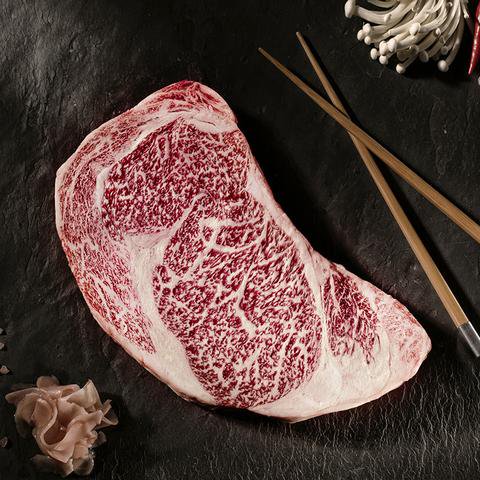 DiabloSteaks's tweet photo. There are very few who were able to experience authentic Japanese Wagyu Ribeye at home. Until now. Rated at the top of the Japanese Beef Marbling Scale - A-5, this is the stuff of legend. 
#Steak #EvilGoodSteak #Wagyu https://t.co/jzmtcBnE2b https://t.co/oNKBjxpnK1
