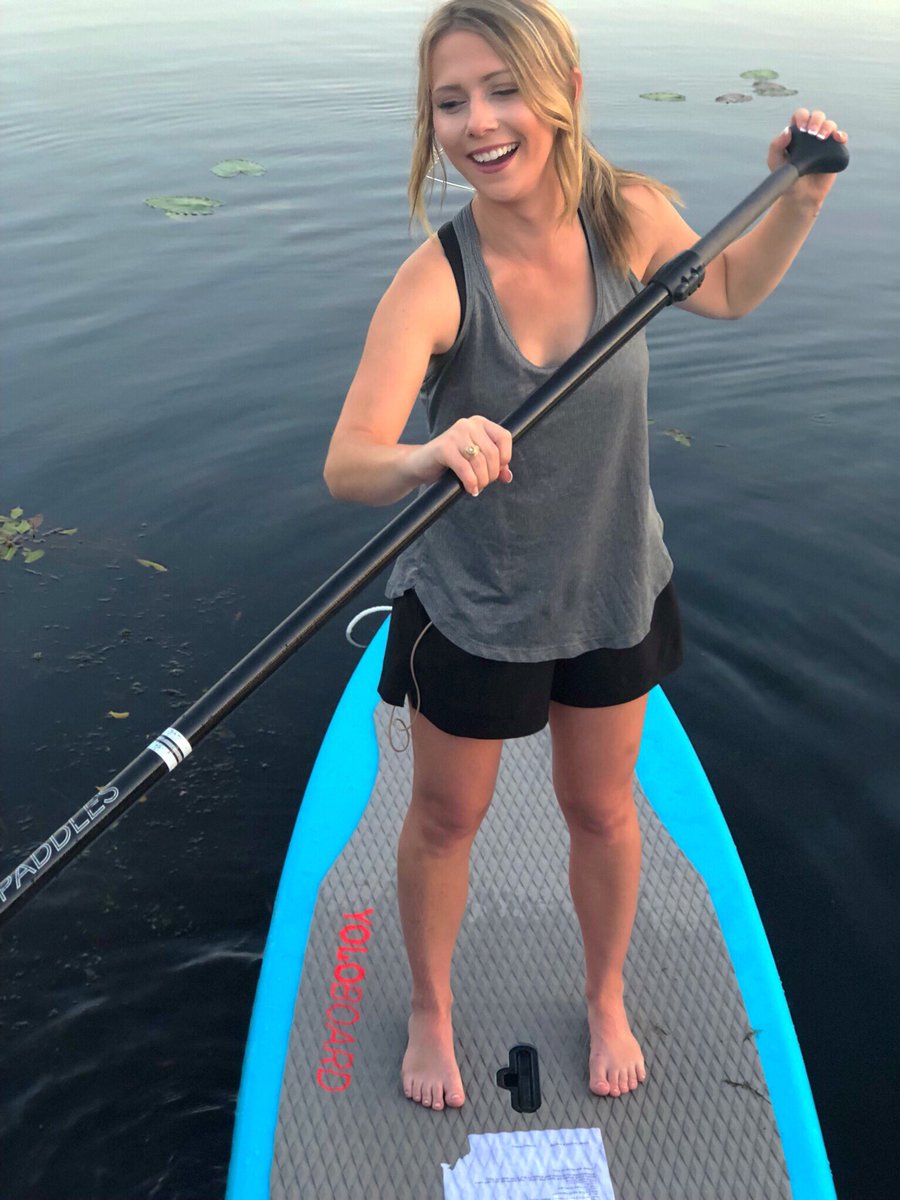 LexieMayHudson's tweet photo. Did you know paddle boarding has physical health and mental health benefits? 

I hung out with Tyler Paddle this morning to find out how this summer activity is good for you! 

#fitnessfriday @kytxcbs19 @TylerPaddle https://t.co/2ioEDKht5z