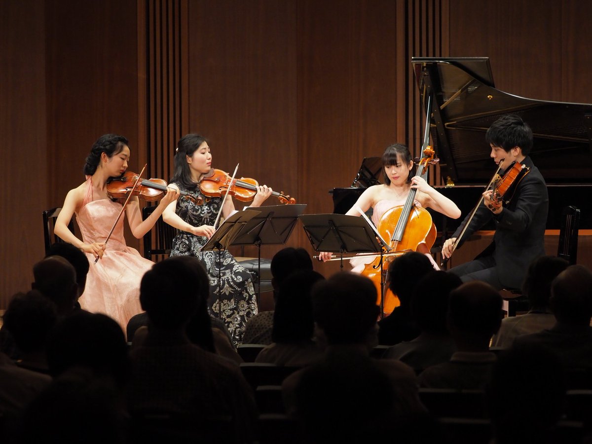 SuntoryHall_PR's tweet photo. 【明日6/16(土) 当日券】「ENJOY! 室内楽アカデミー・フェロー演奏会Ⅱ」指定千円、サイドビュー500円とも20枚程度、9時半~販売。10:30~12:30室内楽アカデミー第4期修了コンサート。名曲ハイライトと親しみやすい曲紹介で、2年間の研修の集大成を飾ります✨ https://t.co/kVhLg5Izn5 #CMG2018 https://t.co/l4OZ0TlM1Z