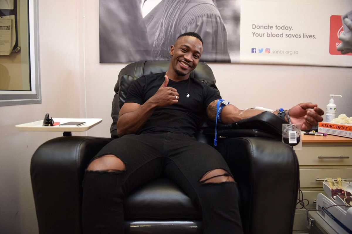 sabiocomms's tweet photo. Actor, Model &amp; TV presenter, Lunga Shabalala is donating blood in support of National Blood Week. Find your nearest donor centre &amp; play your role - donate blood &amp; save lives #MissingTypes 😊💫 https://t.co/GVYuqbUkWo