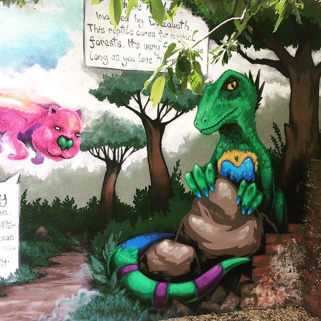 Detail of vibrant wall by @david_enos_hotton in Friendly Gardens #Brockley #StJohns #Deptford #London #Streetart #streetarteverywhere #art