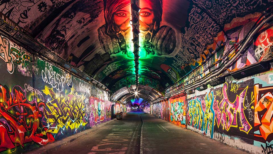 robthefoodie's tweet photo. https://t.co/RXDcWQ3tWP Graffiti-themed speakeasy launches with restored Banksy artwork, previously unseen in London. The Rat Bar will showcase local & international talent through unique art installations and weekly live music sessions. #ratbar26 #26LeakeStreet https://t.co/mHJUAyGniW