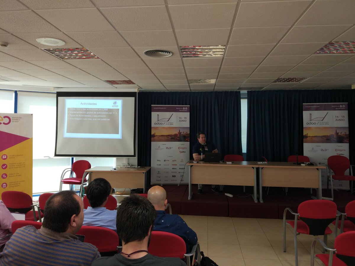 treytux's tweet photo. Desarrollando "Actividades en Odoo 11" con @iibeas_acysos @aeodoo #JornadasOdoo #odoo https://t.co/LF1y3n8tcs