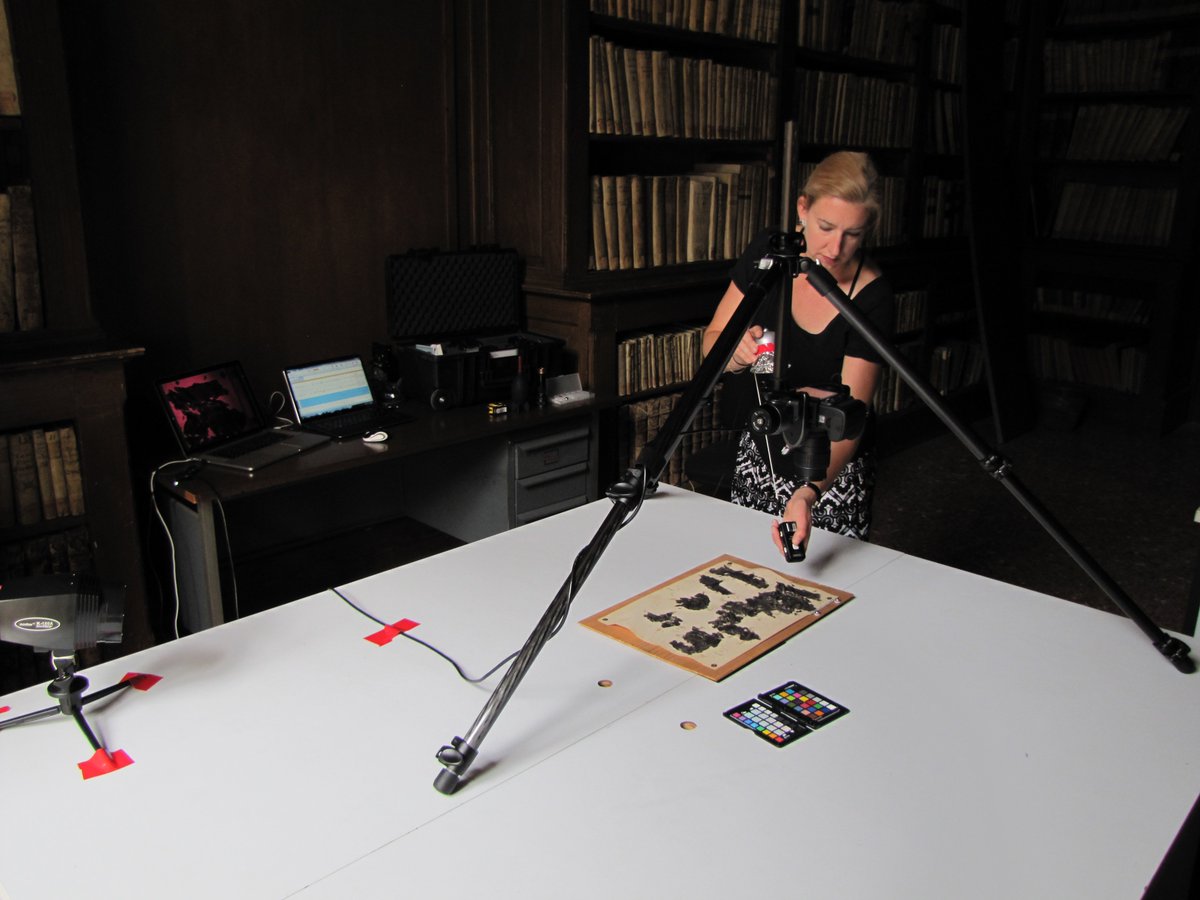 Reflectance Transformation Imaging RTI 4-day Training Courses, 30 Jul - 2 Aug, 13 - 16 Aug, 3 - 6 Sept, UCL London (We can also arrange training events at your location) ucl.ac.uk/dh/consulting/…