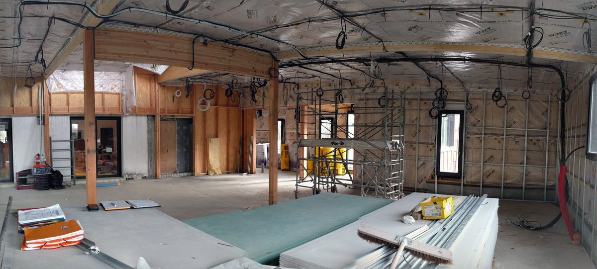 Aunea_Ing's tweet image. Chantier en cours : Extension du multi-accueil de #Grandchamps_des_fontaines avec luminaires @ETAPlighting #construction 
Bientôt le résultat final avec une livraison prévue pour septembre 2018 
Architecte : François Mouzet
Electricien : GOURET