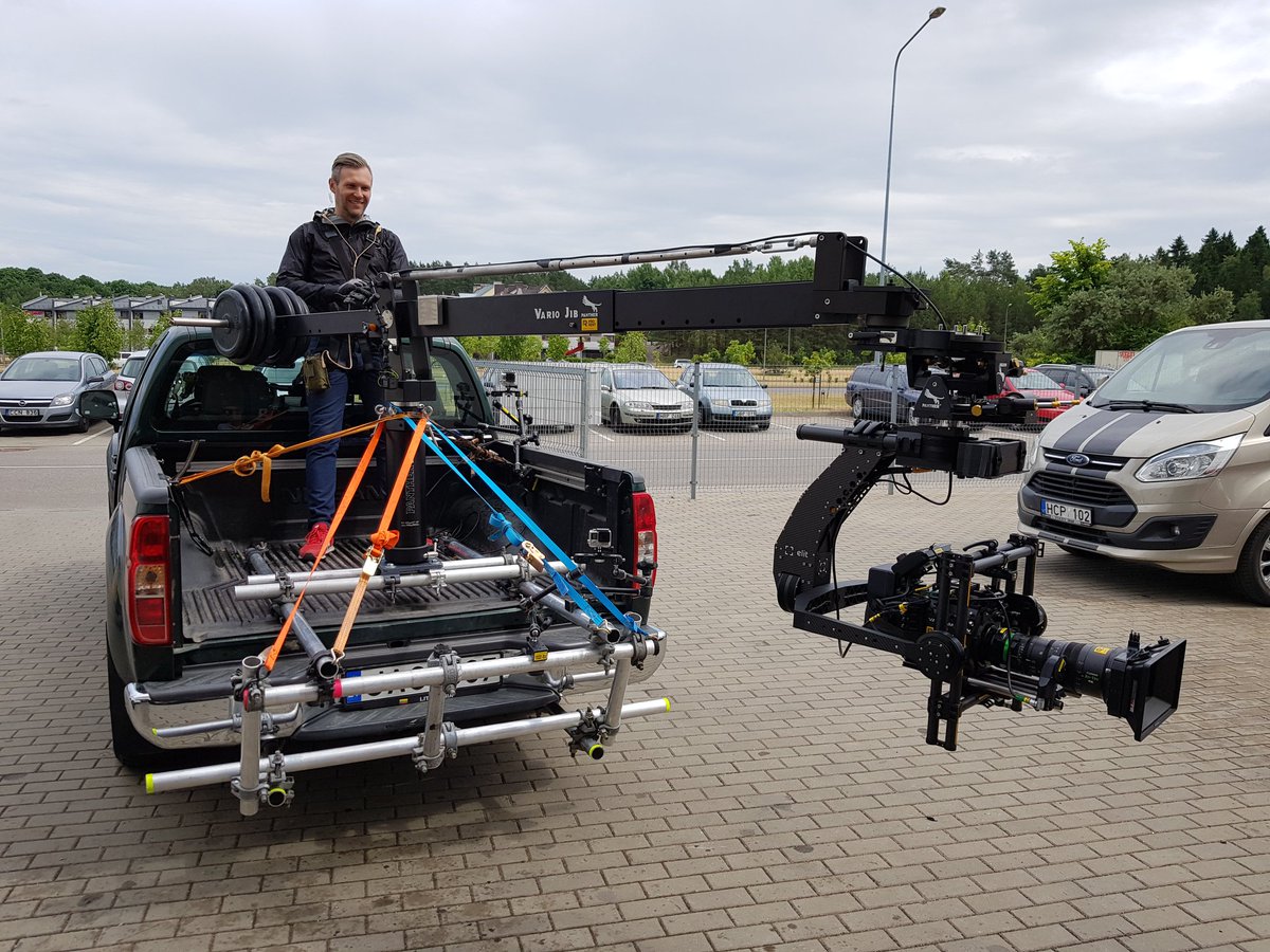 PANTHERchannel's tweet photo. #Prorentlt doing some moving camera platform testing with @PANTHERchannel #VarioJib #Isodampener #griprigs #griplife #keygrip #prorent https://t.co/JvQeW6abN1