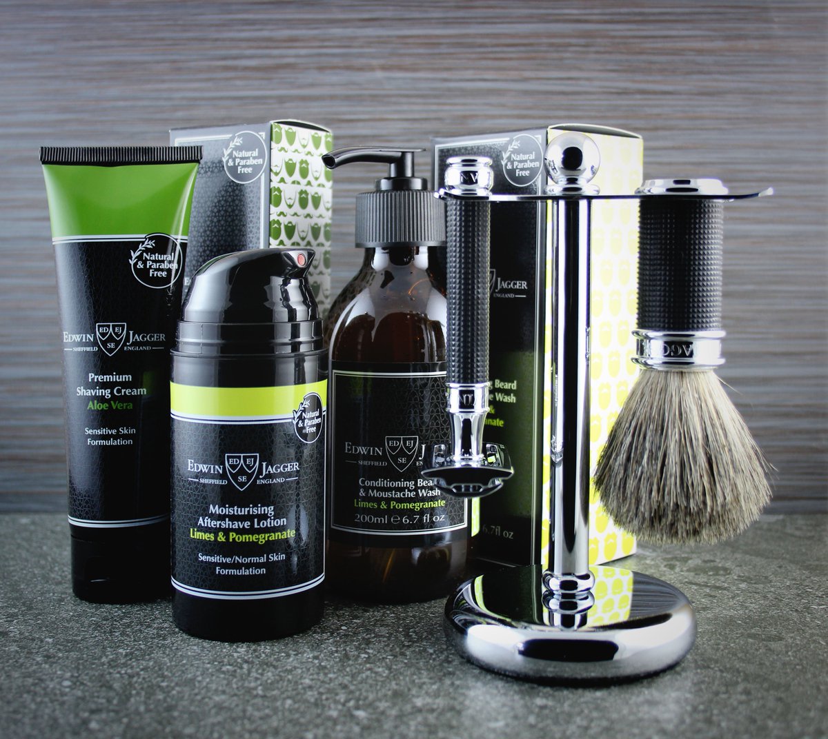 scheersalon's tweet photo. Nieuw in ons assortiment, @edwinjagger! 
Safety Razors, Scheerkwasten en andere verzorgingsproducten zijn nu online te bestellen!
https://t.co/N9egpMFXmf
.
.
.
.

#SOTD #edwinjagger #shave #shaving #scheersalon #razor #scheren #scheerkwast #scheermes #safetyrazor https://t.co/ZuwT2MCHe9