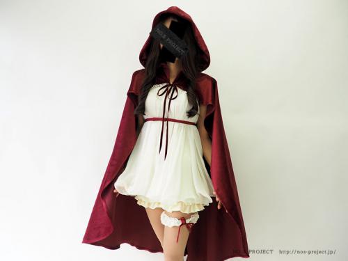 No S Project Twitterissa Pickup 赤ずきんケープ 贅沢に使用したビロード調のムートンは頬ずりしたくなる肌触り たふっと大きめのフードが可愛い ダークファンタジーな世界から抜け出たようなドラマチックな 赤ずきん T Co Mfgr9l4qzu