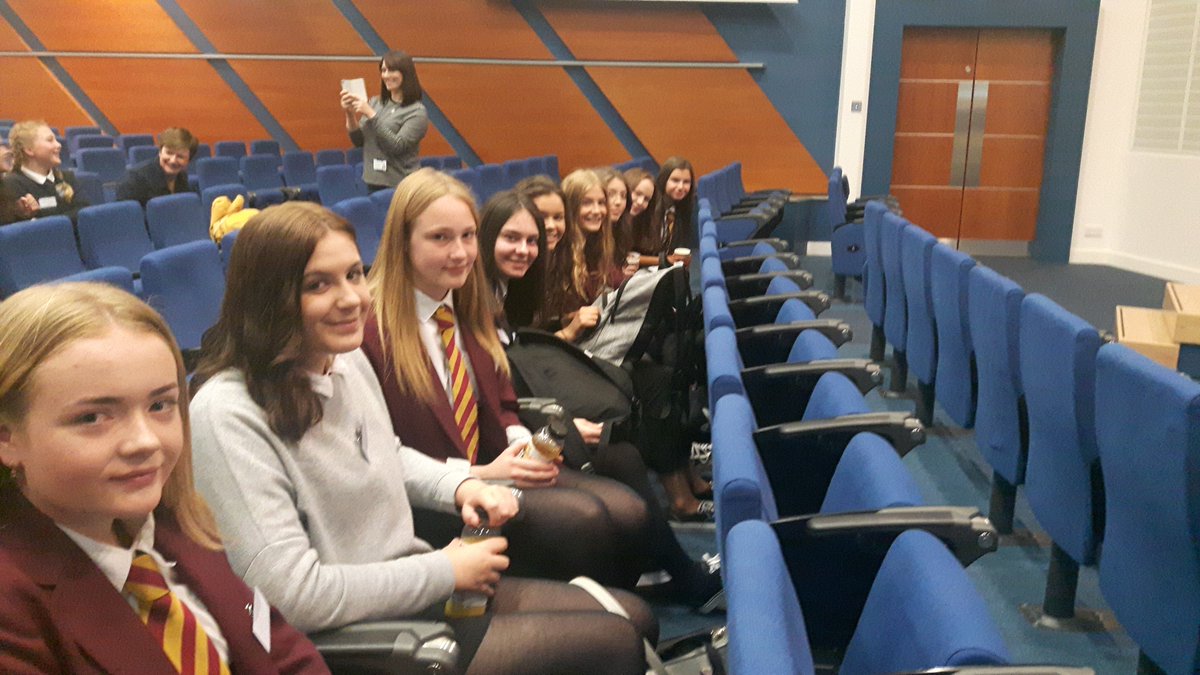 All set for our day at St Andrews Uni!!🇪🇸🇩🇪🇫🇷 #languagesmatter #linkingthelearning