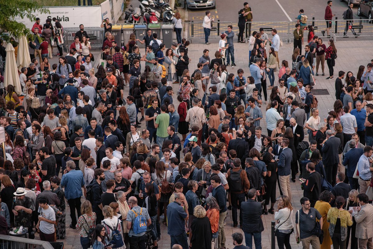 BcnDesignWeek's tweet image. La 13ª edició de la #BarcelonaDesignWeek arriba a la seva fi. Gràcies a tots els asistents, organitzadors, col·laboradors i patrocinadors que s&apos;han sumat per fer d&apos;aquests 10 dies, un esdeveniment ineludible. 🙌🏻🤗 #BDW18 #Revalorar