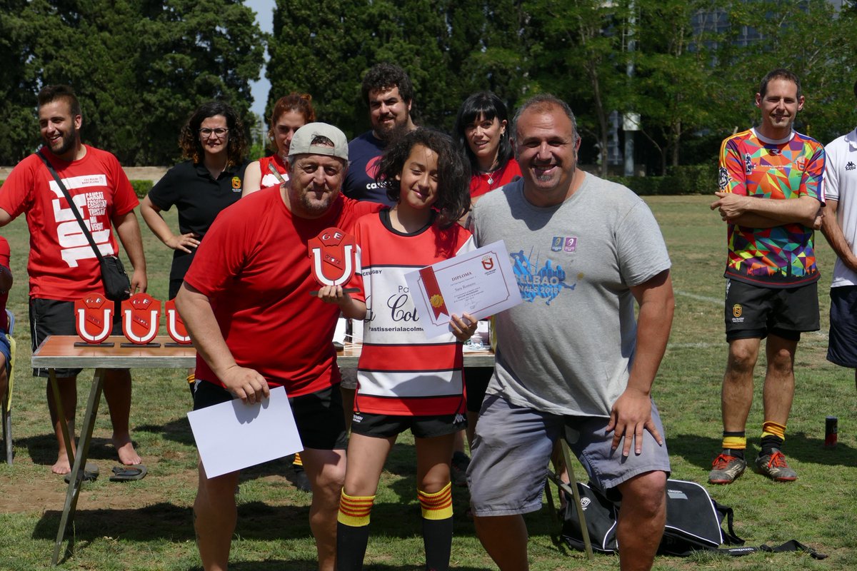 ceurugby's tweet photo. Día del Club categoria SUB12:
🏆-Mejor Progresión: Sara R.
🏆-Mayor Compromiso: Bruna F.
#ceurugby #BeCEU #familiaCEU #rugbybarcelona #rugbycat https://t.co/EI6ehLGAK1
