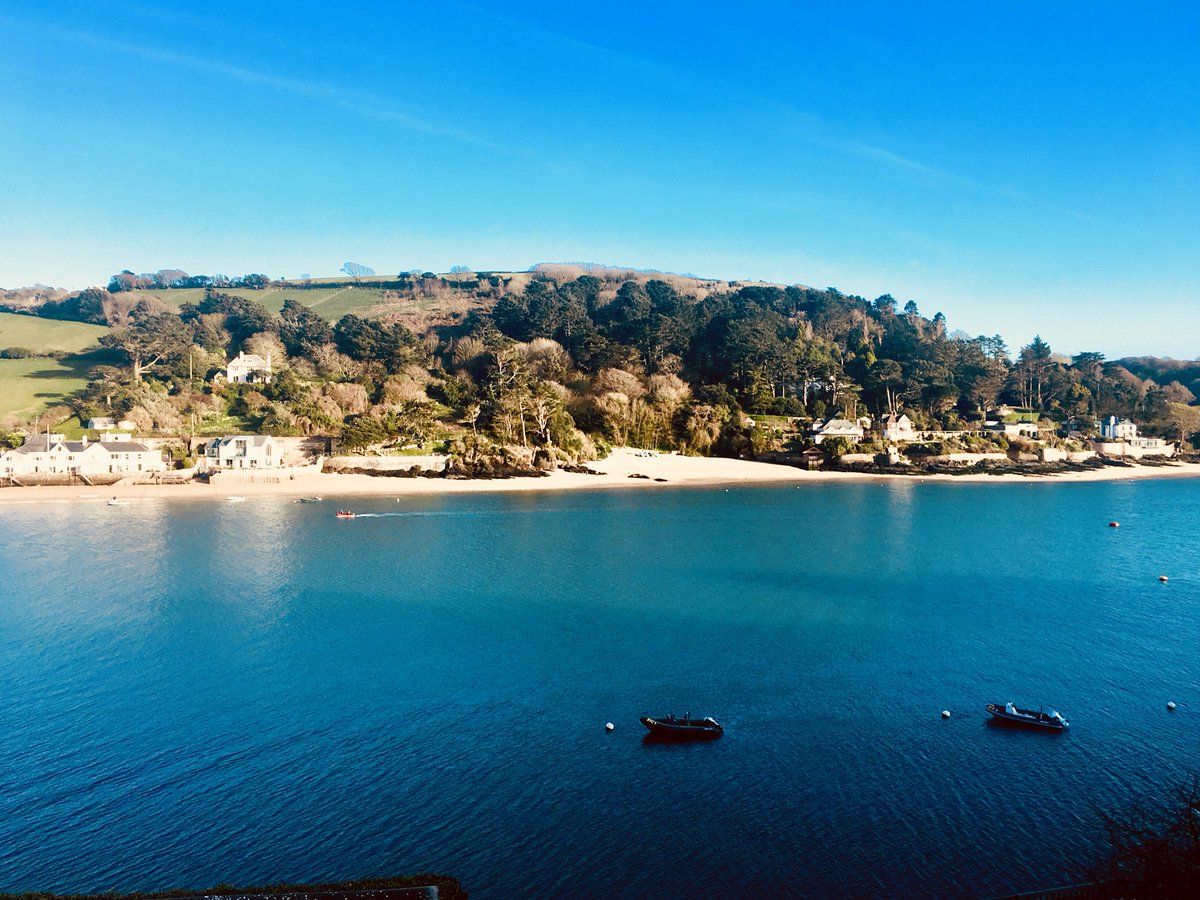 Morning stroll #devon #salcombe