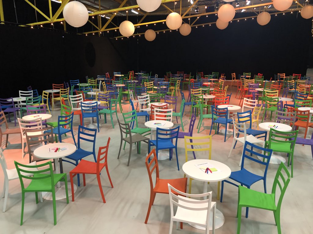 SiljaJalovaara's tweet image. About to start a team event - my godness, we are many! 😁 #accenturemoments #accenturetechnology #diversity #newit