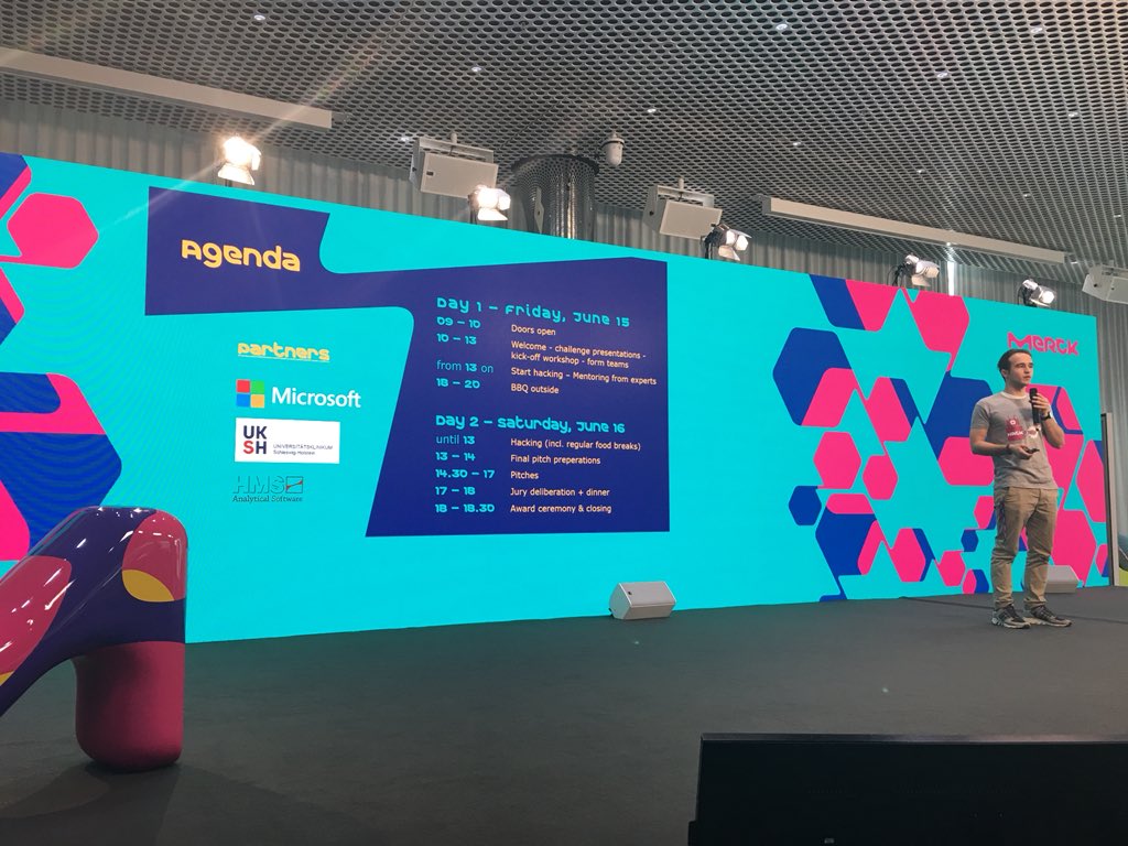 Heute und morgen: Innovation Hub <a href="/healthhackhub/">UKSH IBM InnoHub</a> als Mitveranstalter des Hack a Bot <a href="/merckgroup/">Merck</a> Hackathon in Darmstadt