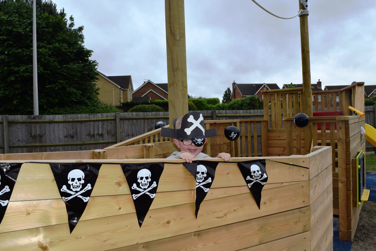 Our sincere thanks to <a href="/EuropaWorldwide/">Europa Worldwide</a> who officially opened our new Galleon on Willow Ward yesterday. #Europa donated £16,000 to buy new equipment for the playground after the old climbing frame had to be condemned. The children love the new play area, as do the parents &amp; staff!