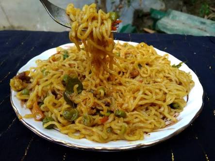 OldYaade's tweet photo. @MaggiIndia My favourite time to eat - #4pmHungerPangs 

 #WinSmartWithMAGGIAtta @MaggiIndia 

Join @LuvyaJoshi @harshit_gadoya @hetalrawat @blessedkamal @Bibin_Alexander https://t.co/hMjwQnSXnd