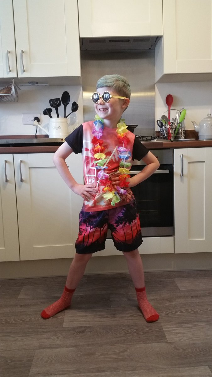 NicholaJ80NMA's tweet photo. My joungest son ready for ๐ #dressupanddance #macmillancancersupport https://t.co/ESKSgXYNkl