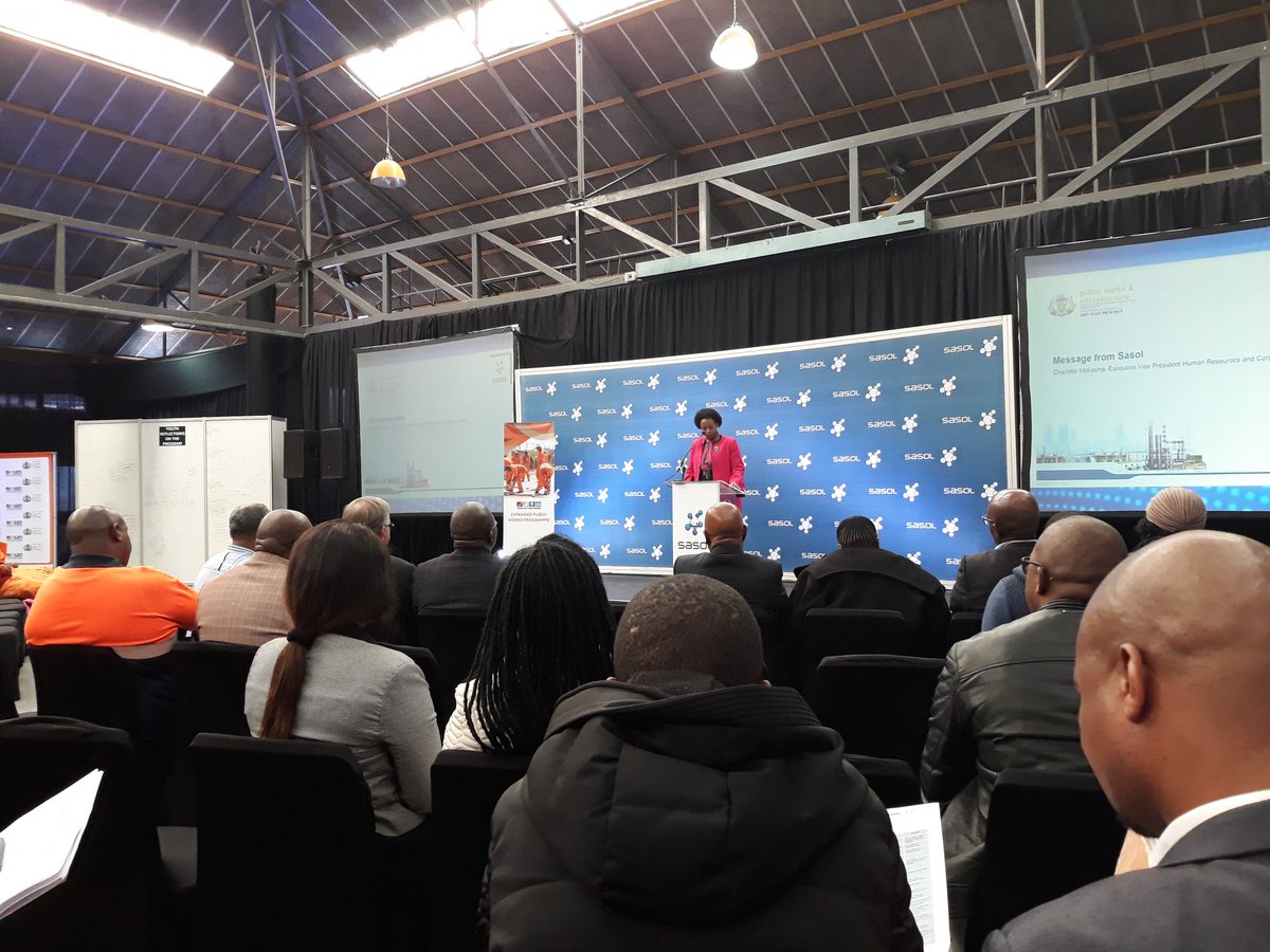 KarinFourie310's tweet photo. Charlotte Mokoena, Executive Vice President Human Resources and Corporate Affairs Sasol addressing our young people and delegates at the launch of the Sasol and EPWP Youth Development Programme in Sasolburg @SasolSA https://t.co/6Zp0Hj6dhX