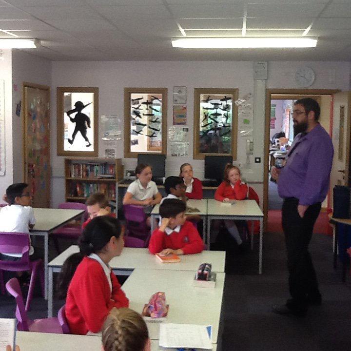 #6RJ &amp; #6AV enjoyed a visit from the librarian in Llanishen who has just launched a competition where the children have been tasked to create a design for their windows, which involves children playing pranks/practical jokes on teachers, librarians or parents! #ECC #EA