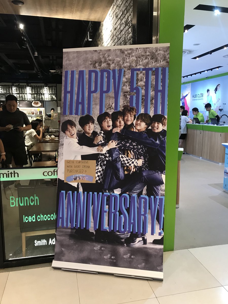 teenyjeons's tweet photo. #5YEARSWBTSCS 💜 https://t.co/mieaopvQz2