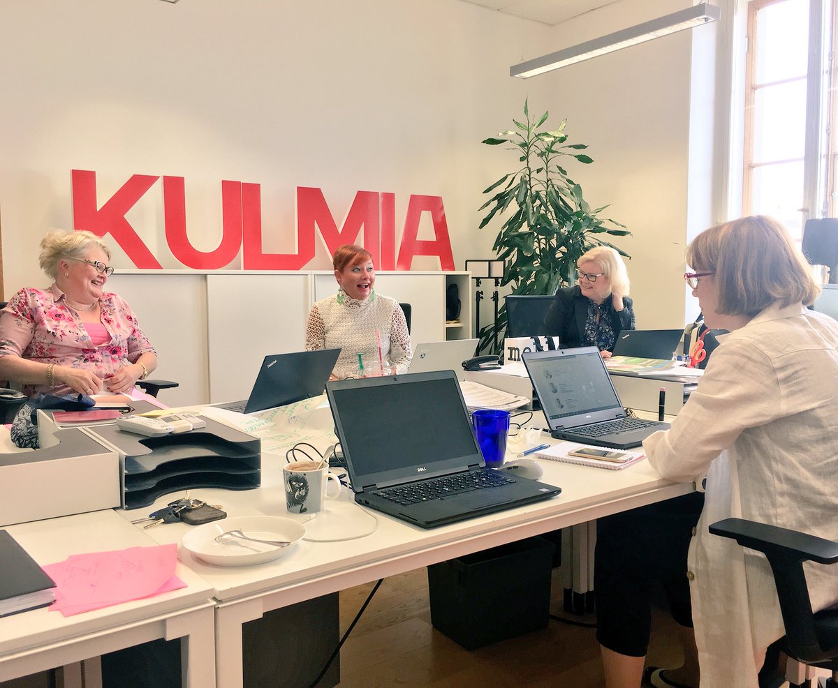 Kulmia-päivän olennaisia osia ovat oivallukset, hymy ja hersyvä nauru 🌟😄☀️ <a href="/KulmiaGroup/">Kulmia Group</a> #mainidea #kulmia