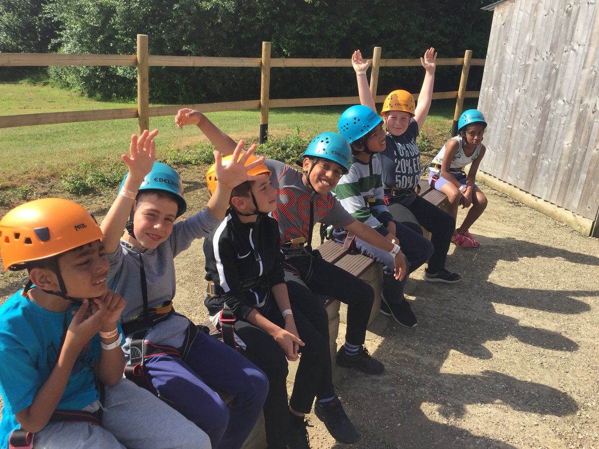 MrElliott7's tweet photo. Abseiling @LongMeadowSch https://t.co/r77XklOk4O