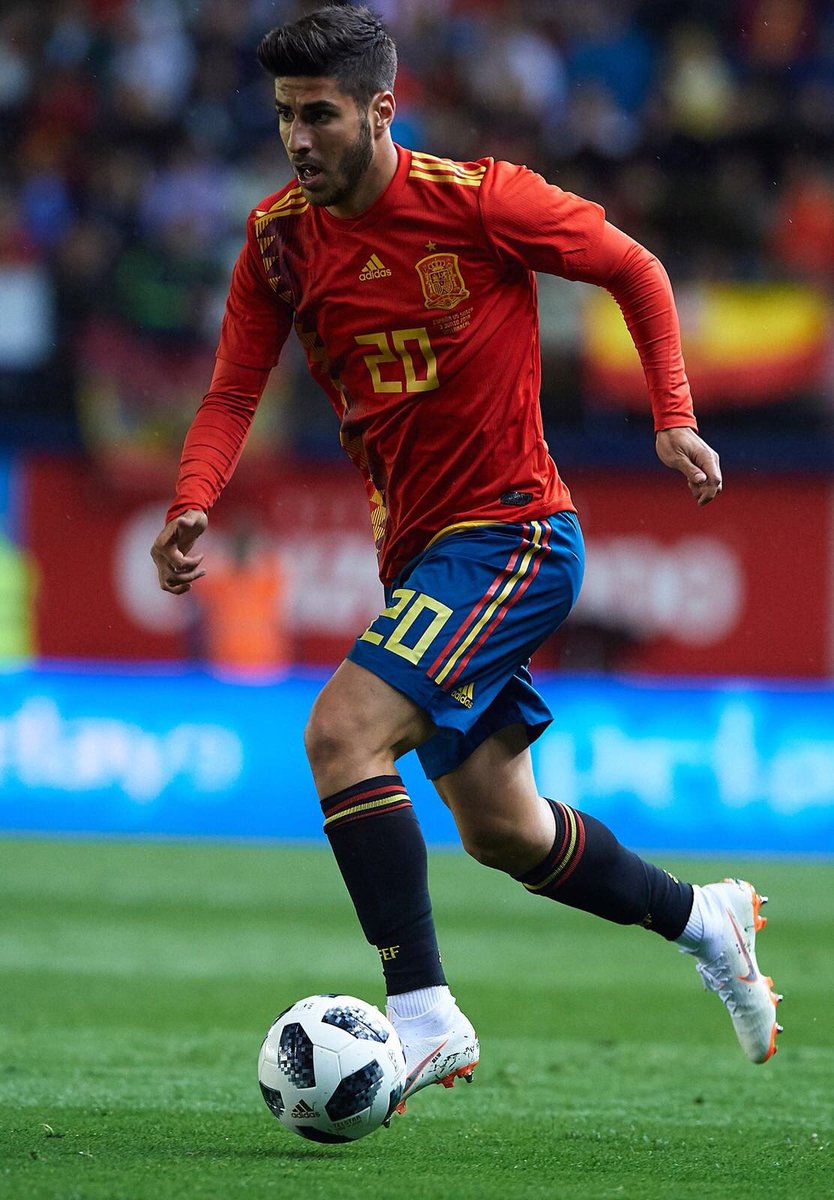 marcoasensio10's tweet photo. Hoy empieza nuestro camino. ¡Todos juntos! / Today the road begins. All together now! 🇪🇸 #VamosEspaña #Rusia2018 https://t.co/JsmJP4J7UI