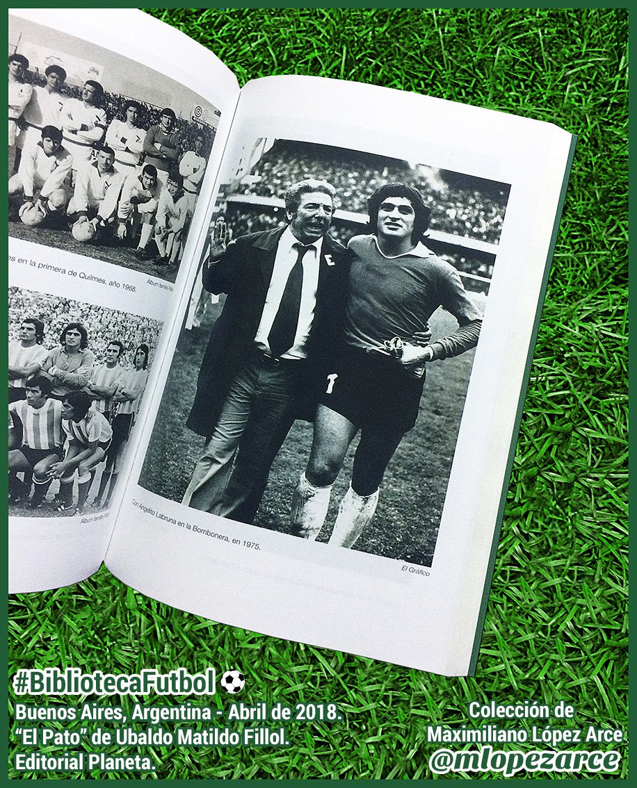 mlopezarce's tweet photo. #ElPato incluye láminas en papel ilustración con fotos de la trayectoria de @ubaldofillol. En la primera imagen está junto al gran Ángel Labruna y en la segunda hace la mejor atajada de los Mundiales frente al holandés John Rep ⚽️ https://t.co/gncshdKanw