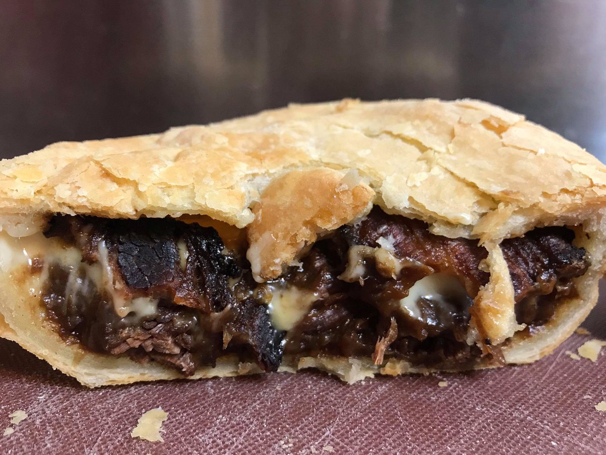 pie_humble's tweet photo. What new pie will you try?
#LateEats tonight 5-8PM https://t.co/Sbl0BQoq23