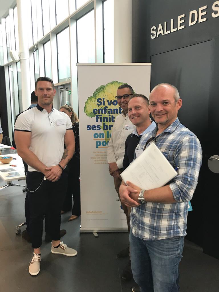 sandrinevbr's tweet photo. #GRDF et ses ambassadeurs présentent ses métiers à l'occasion du Forum Mobilité et Parcours professionnels d'Engie #GRDFNO #FiertéGazière #parcourspro @EmilieViaud https://t.co/TRrHJjQUlY