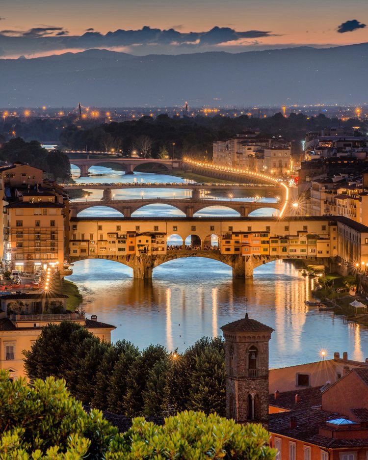 jetameee's tweet photo. Comunque tornare nel piccolo paesino dove si è cresciuti, dopo aver trascorso 10 mesi a Firenze è un trauma!!! (-4 mesi, posso farcela)
#Florence https://t.co/kJdFE7bZQm