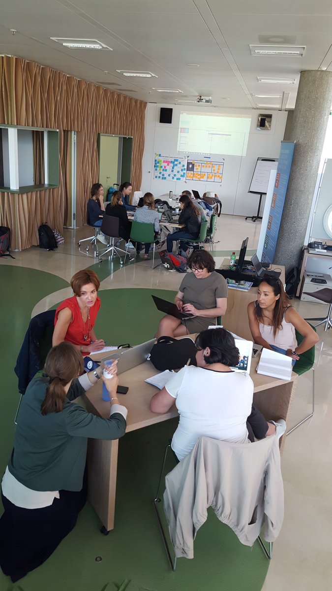 RolandSchegg's tweet photo. #EMBA en #innovation touristique: création d'un location-based #game concept avec @JessikaWeber at @GeneveAeroport  #embainnovationtourisme   https://t.co/BbIyuoY4nl https://t.co/bSyukNmc8p