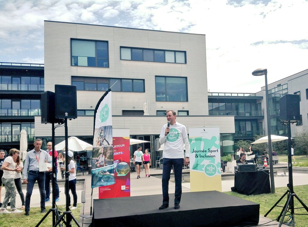 Plus de 200 personnes sont présentes pour participer à notre journée Sport et Inclusion. Pour <a href="/chcatoir/">Christophe Catoir</a> « c'est une façon de montrer par le sport qu'il n'y a pas de situation incompatible avec l'emploi. » #SportsInclusionDay #win4Youth #Engagement #rse #TeamSpirit