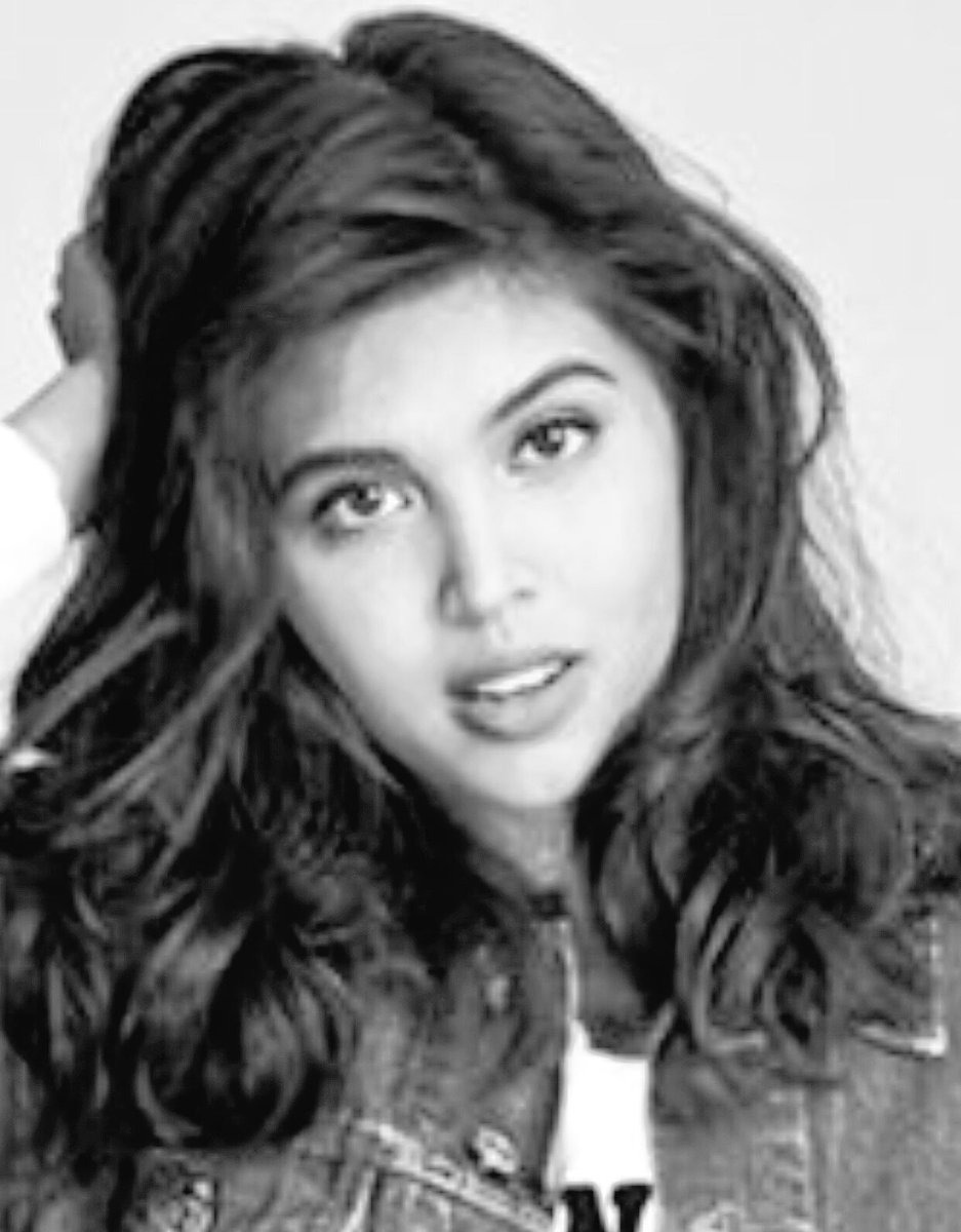 errah0206's tweet photo. bibi @mainedcm excited to see ur ootd tom..
#MaineXBWBoysBukasNa https://t.co/0WrR22E81W