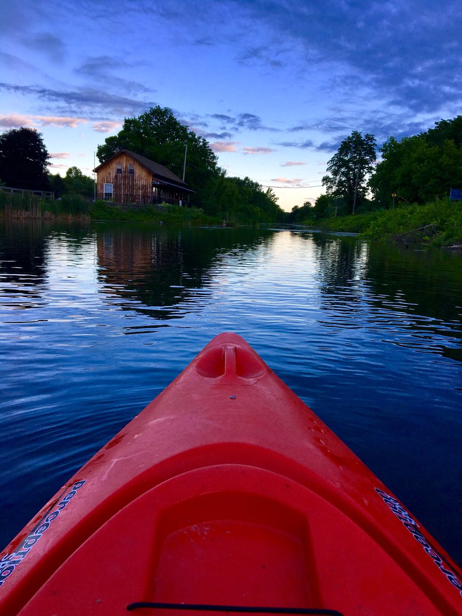 BrandonRothCNY's tweet photo. Looking for a new way to experience the Old Erie Canal? The second annual “Old Erie Canal Boat Float” kicks off Saturday @ChittLanding. We’ve got the details coming up on @CNYcentral #boatfloat #kayakCNY https://t.co/Z8R580fgoQ