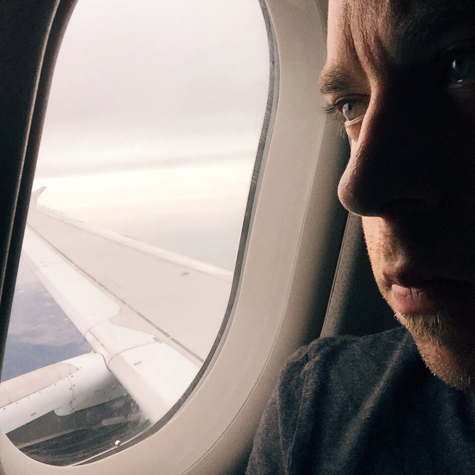HadleyStudio's tweet photo. Returning home #travel #photographer @BrusselsAirport @FlyingBrussels #brusselsairlines https://t.co/YcnLJuTZ33