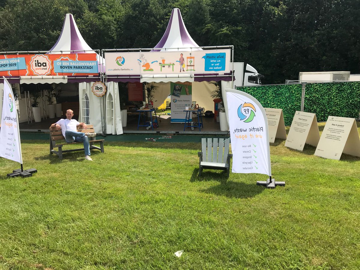 Wij zijn er klaar voor #Pinkpop! 3 mooie dagen om te laten zien wat je nog kunt doen met plastic afval #plasticfantastic plasticfantastic.nu