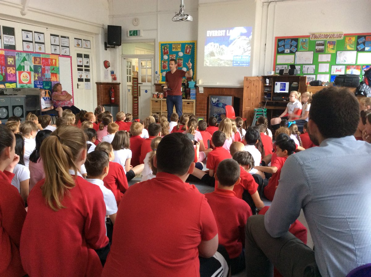 ClassMerlin2's tweet photo. Thrilled to have Greg Foot, Extreme Scientist in school today as recognition of our BBC Terrific Scientific work #TerrificScientific #GregFoot #PrimaryScience #TerrificScientificSchoolofExcellence https://t.co/YTWlDsxZ0A