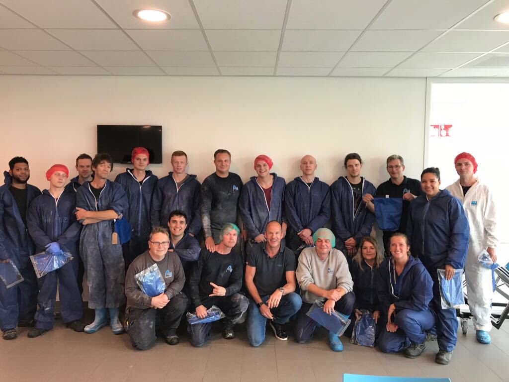 Trots op dit team bij europastry te oldenzaal. #DvdS2018  iedereen extra in het zonnetje #dagvandeschoonmaker <a href="/gomschoonhouden/">Gom</a>