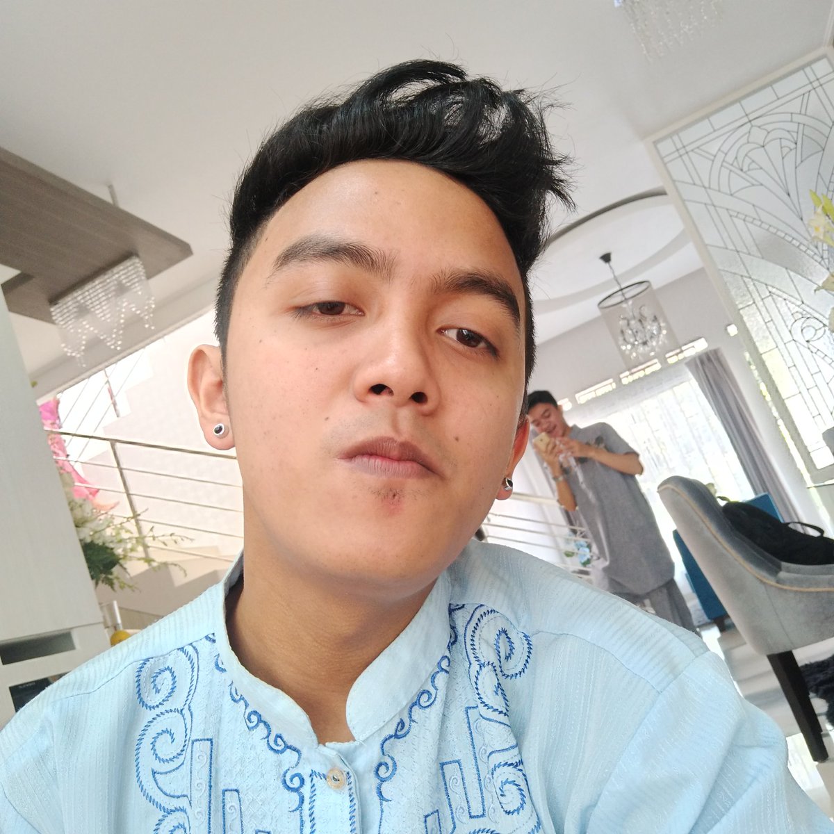MC_dhanii's tweet photo. Minal aidzin walfaidzin 😁 https://t.co/yKTLDi3Biw