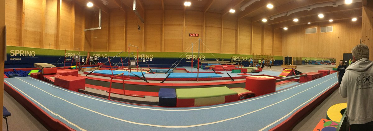 ActiveNorfolk's tweet photo. Like your companies to be flexible? There’s plenty here at the gymnastic event at the Norfolk Business Games #Norfolkbg2018 https://t.co/BUfl1GexNX
