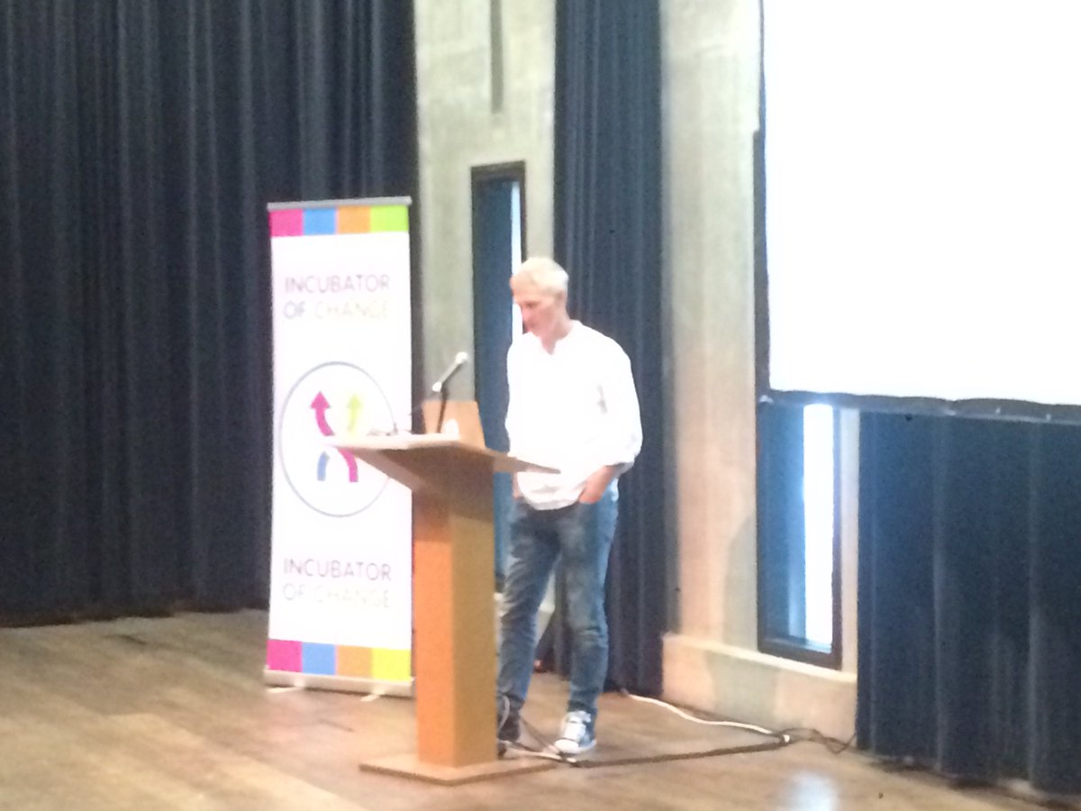 changeincubator's tweet photo. Fascinating talk from David Reid from Liverpool Hope University, ranting (in a good way) about what’s going wrong in the world of work. #FutureOfWork https://t.co/gebdq0Oh45