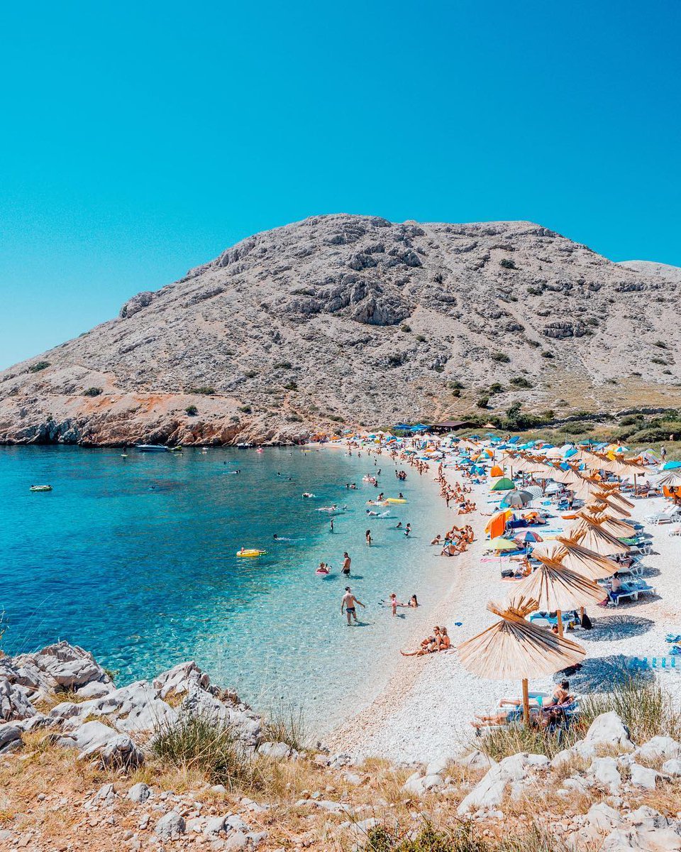 PointersTravel's tweet photo. What's more beautiful, the sea or the sky? ๐๐โ
๐ @VisitKrk_island
๐ฑ https://t.co/TitRKFeRI1
๐ธ https://t.co/no4jvu8gwa
#beautifulday #beachlife #Croatia #visitcroatia #croatiafulloflife #exploring #travelling #sunnydayscontest #enjoylife #pointerstravel #weekendplans https://t.co/HUXjotpRvg