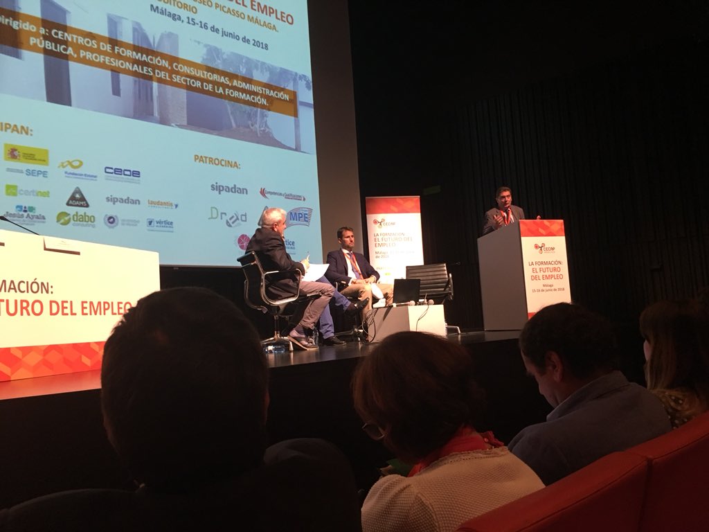 acepma's tweet photo. Ponencia El Futuro de la Formación para el Empleo. Manuel J. García, Director General FPE Junta de Andalucía; Ignacio Fernández Zurita, Director Fundación Estatal para el Empleo y Jaime López Cossio, Laudantis Consultores #CongresoAndaluzdeFormacion @acepma @cecapandalucia https://t.co/X6ZSV3vfPz
