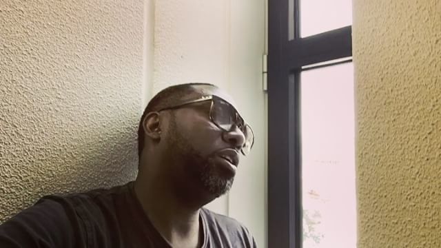 TarnazMusic's tweet photo. Just Working out Some New lyrics in a different setting. 🎧 #musiclover #artist #songwriter #singing #tarnazmusic #share #like #instamusic https://t.co/eKvKEtkTqG https://t.co/4zCq0gyuvF