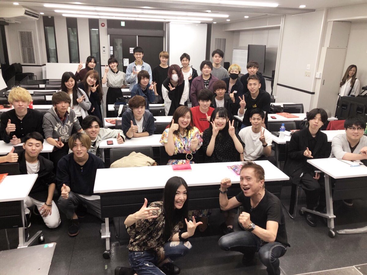 Eye Mary S Blood Ar Twitter 本日は母校esp学園にて特別講師 してきました 在学中もお世話になった藤本朗先生にお力添えいただき 初セミナーにしてガッツリ4コマ 爆 無事に遂行できました 受講してくれた学生の皆さんに先生方ありがとうございました 音楽の